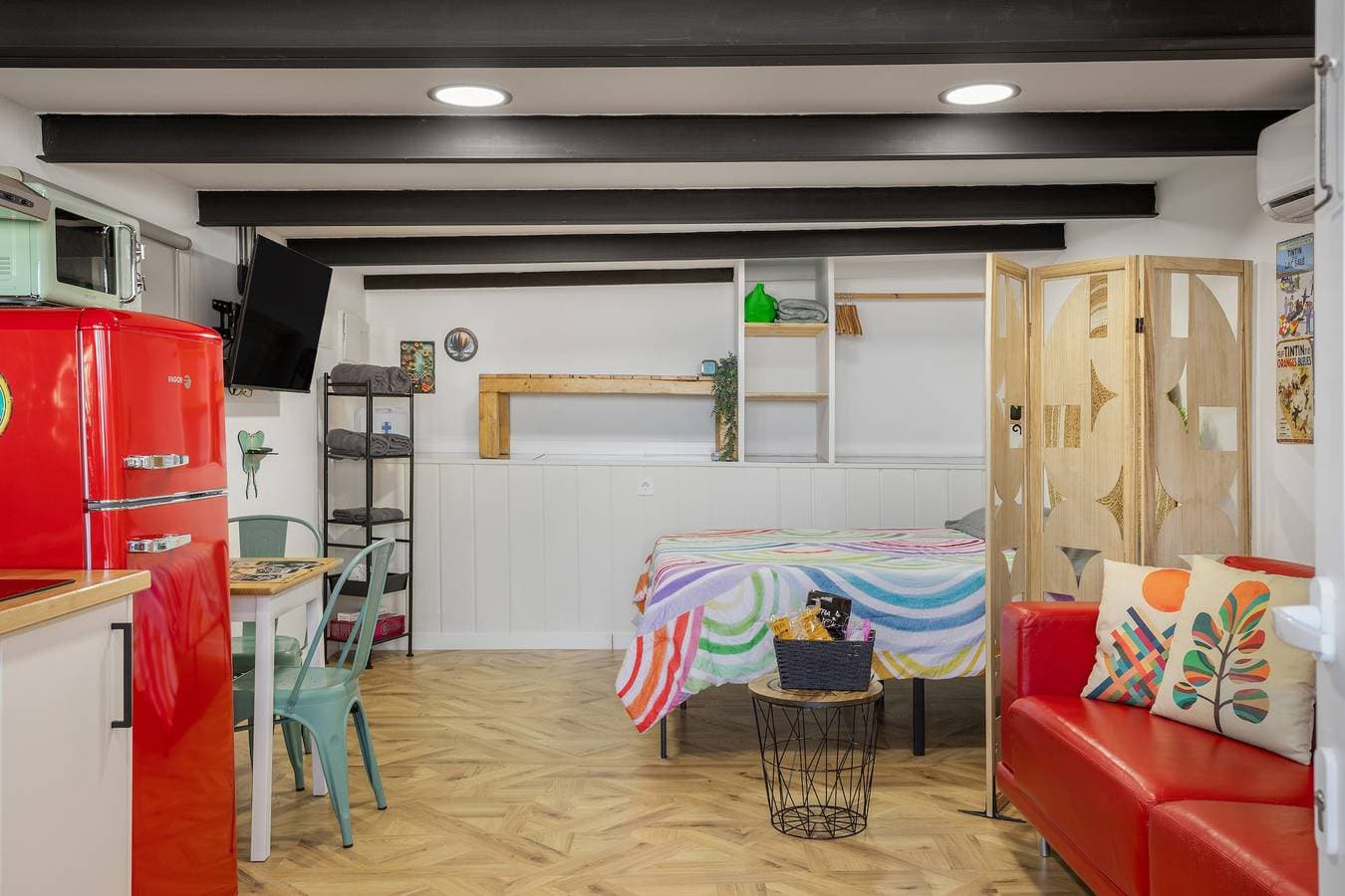 Foto 7 von 32: Ferienwohnung 'Loft Lisara' mit Bergblick, WLAN und Klimaanlage