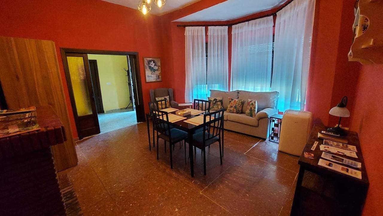 Foto 3 von 17: One-Bedroom Apartment