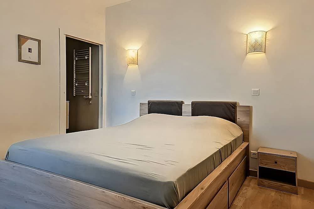 Foto 2 von 6: Beautiful sea view apartment, hyper center Ajaccio