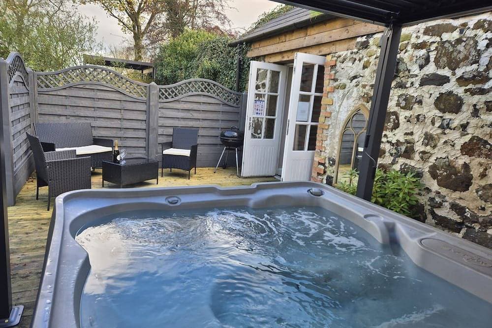 Cottage-Traditionell-Eigenes Badezimmer-Blick auf die Landschaft 1