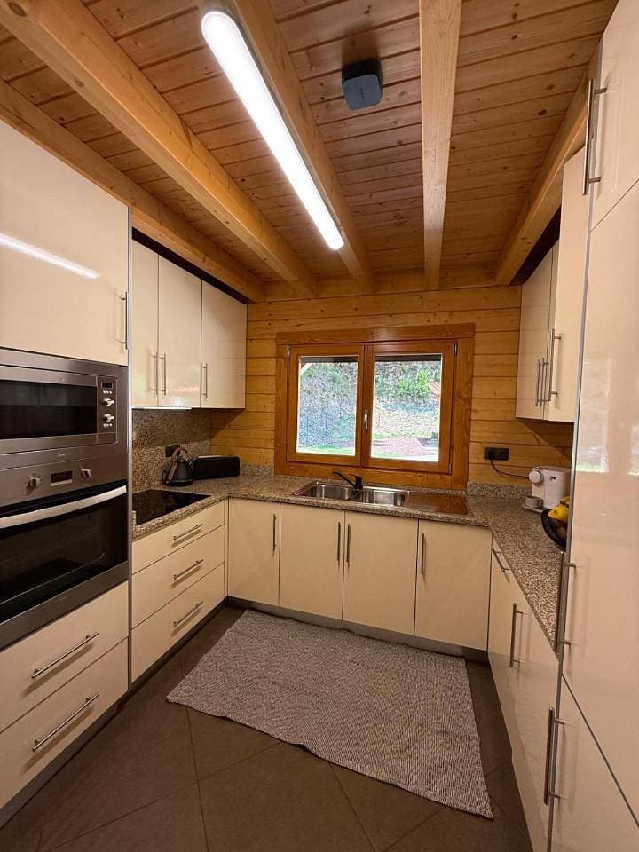 Foto 9 von 46: Three-Bedroom Chalet
