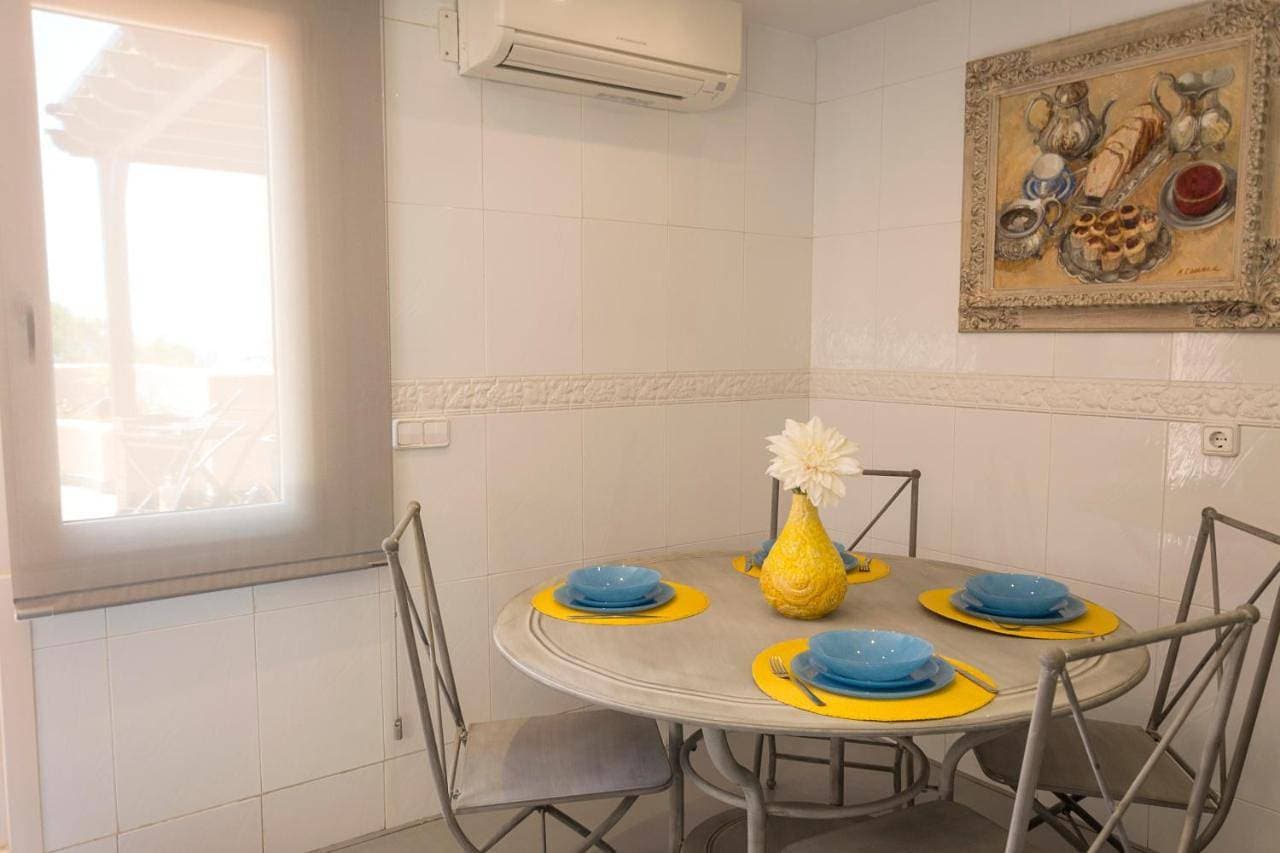 Foto 11 von 28: Penthouse Apartment with Sea View- Calle Torre del Santelmo 2