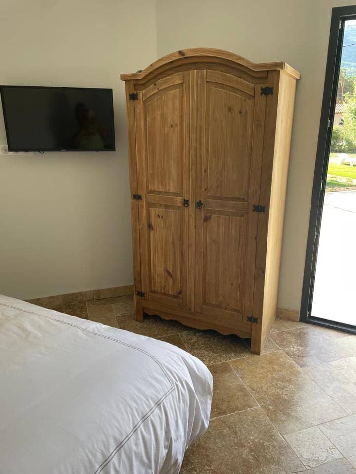 Foto 11 von 12: Double Room with Pool View