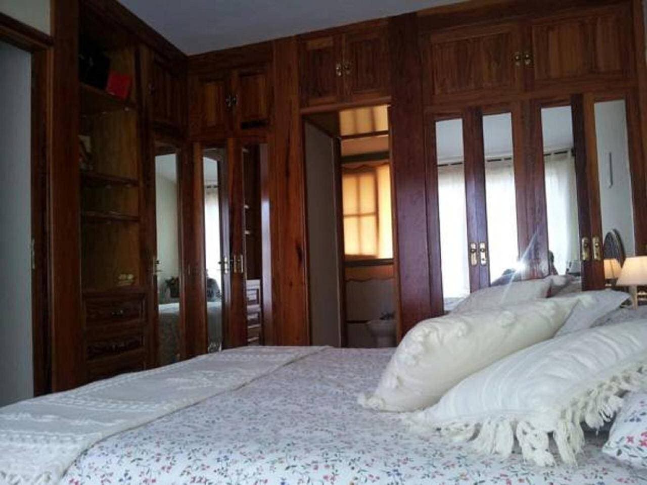 Foto 7 von 29: Four-Bedroom House