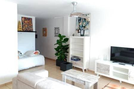 Teleworking Panoramablick Neuwertig Grosse Wohnung 1