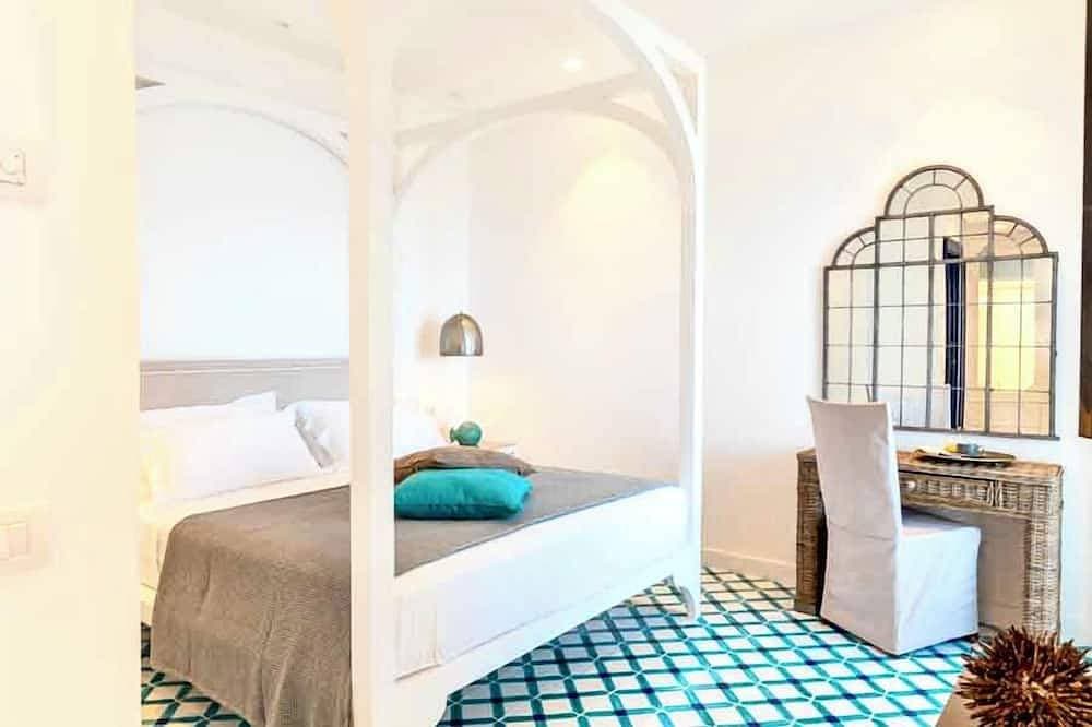 Foto 3 von 30: Villa Zaffiro - Vier Schlafzimmer Villa, Schläft 12