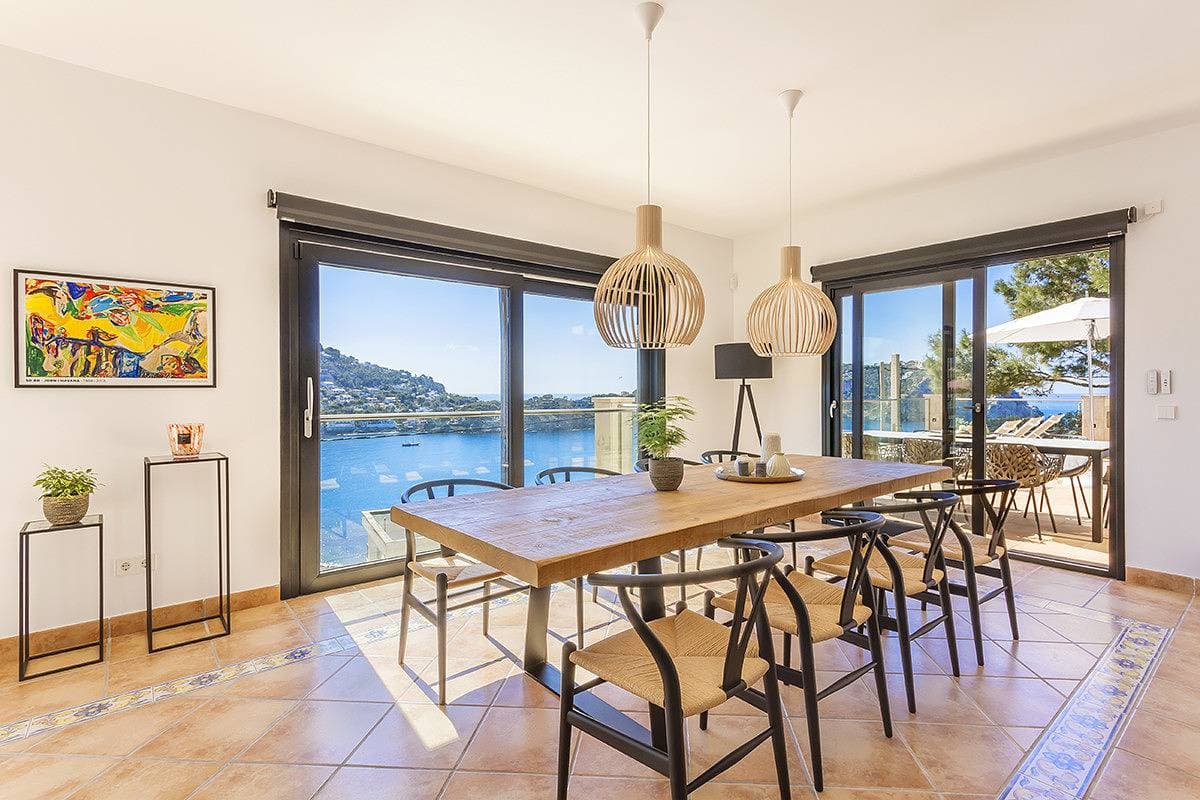 Foto 12 von 24: Villa Views Port Andratx by Balearic Villas