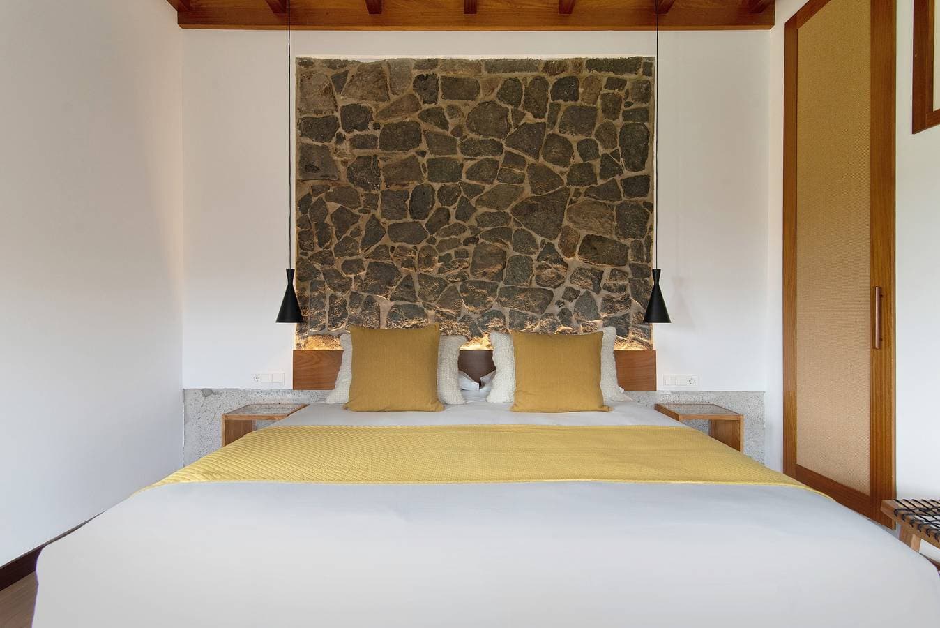 Foto 10 von 28: Landhaus 'Jacaranda – Finca La Suerte Grande' mit Bergblick und Gemeinschaftspool