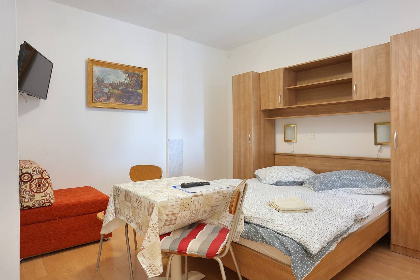 Foto 11 von 18: Studio Appartement mit Terrasse und Meerblick Tucepi, Makarska -b