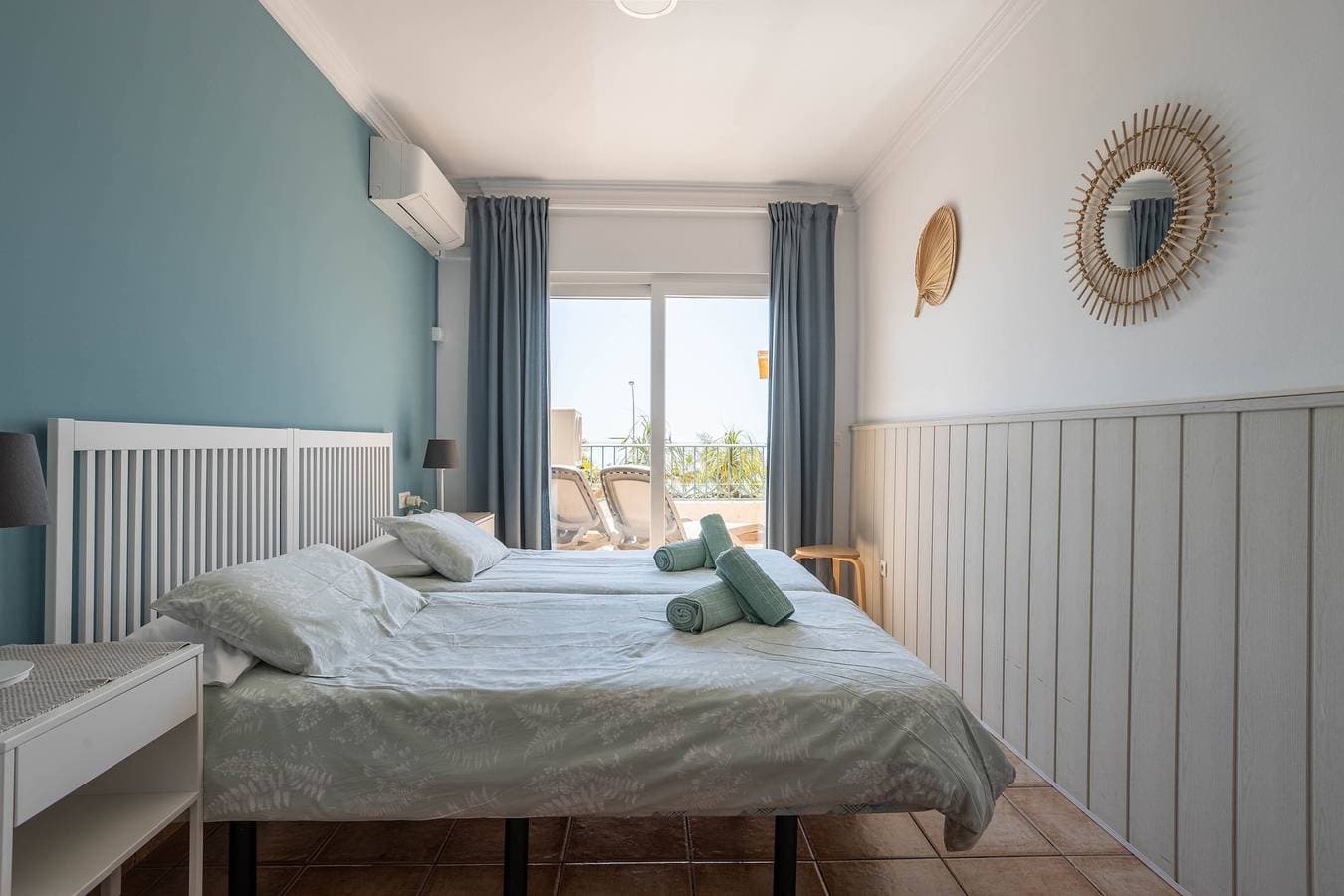 Foto 10 von 30: 'Sonnige Ferienwohnung Frontline Burriana' in Strandnähe mit Meerblick, WLAN, Klimaanlage und Balkon