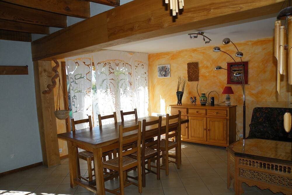 Foto 13 von 22: Einzelhaus auf großer ßäche mit Blick auf die Berge, freistehend, sehr ruhig
