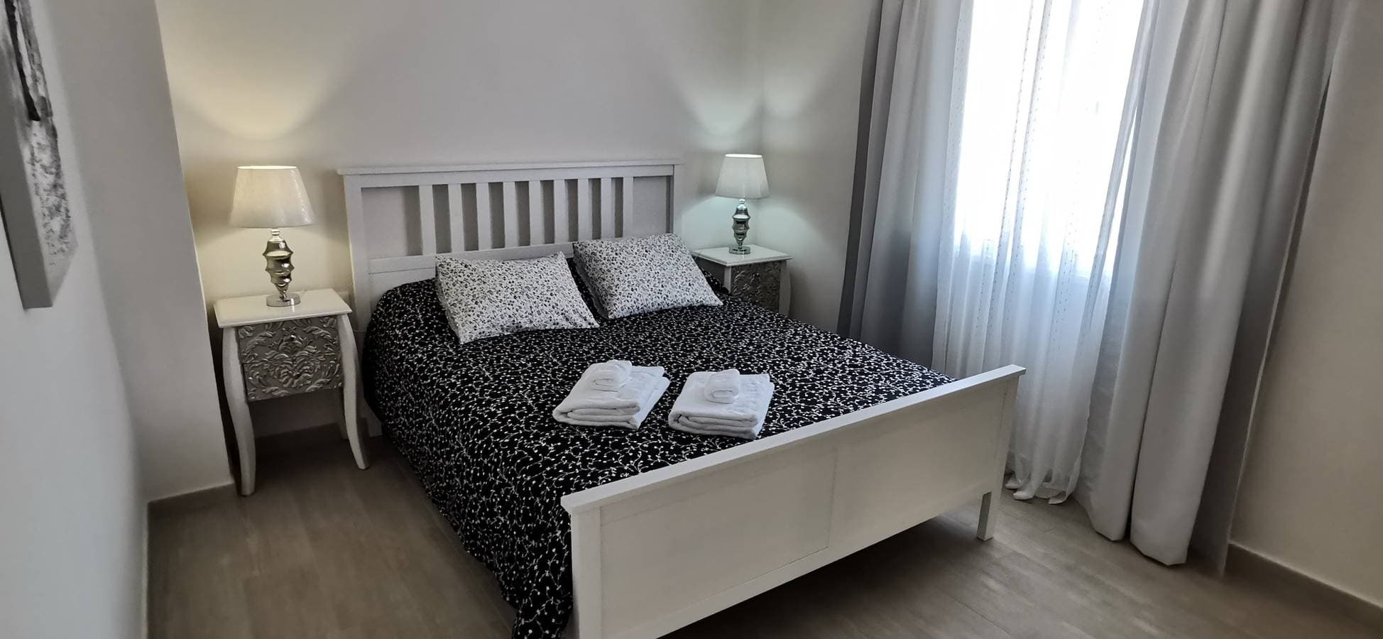 Foto 11 von 26: Ferienwohnung für 6 Personen mit Terrasse