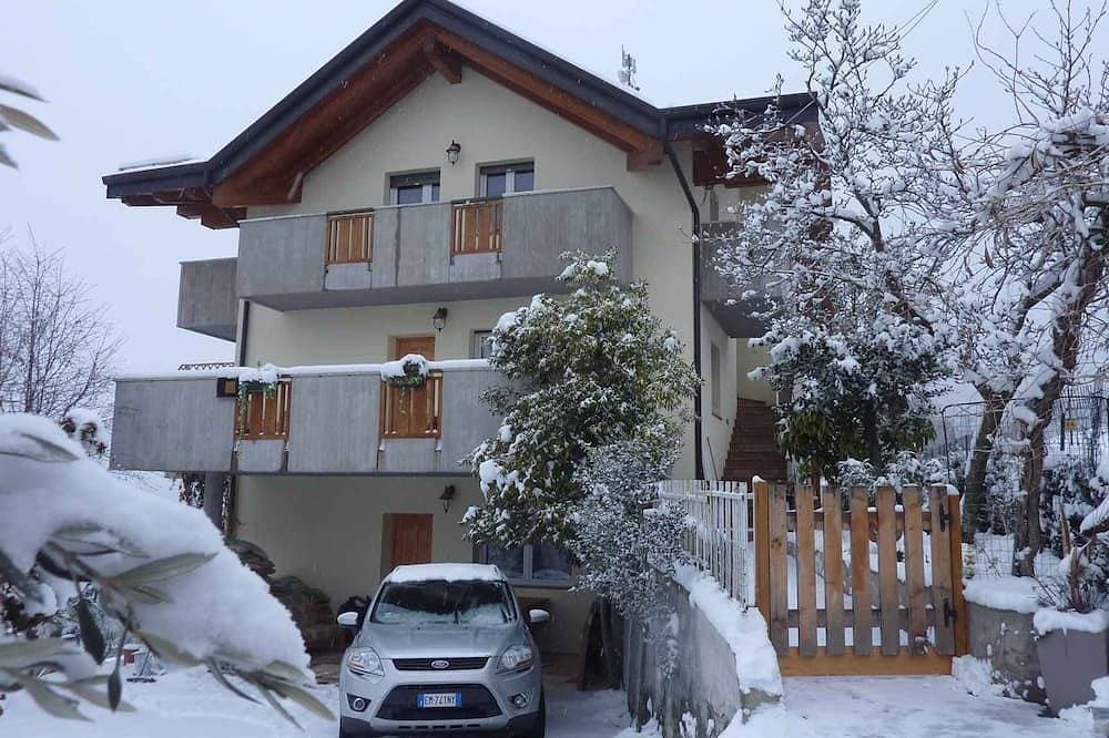 Foto 8 von 24: Ferienwohnung mit Terrasse und Parkplatz