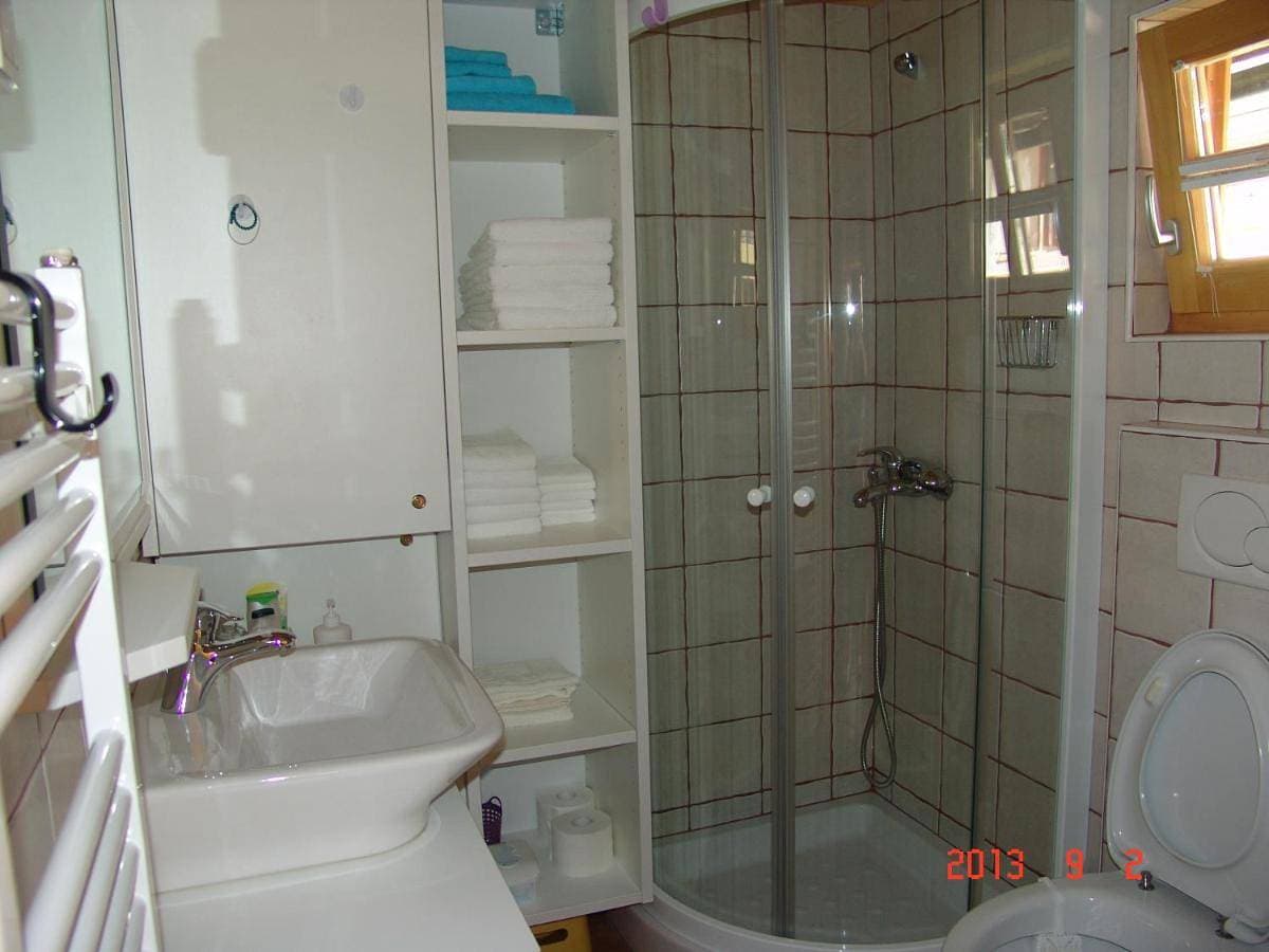 Foto 4 von 13: One-Bedroom Apartment with Terrace