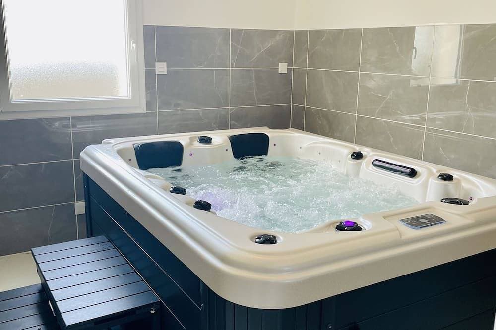 Foto 8 von 17: Villa mit Whirlpool direkt am Meer