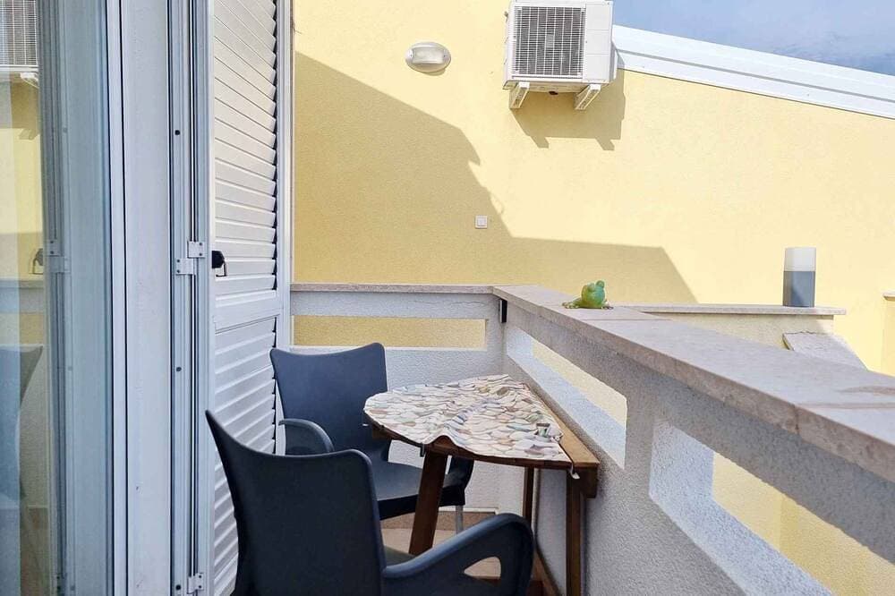 Foto 9 von 25: Studio mit Balkon und Meerblick