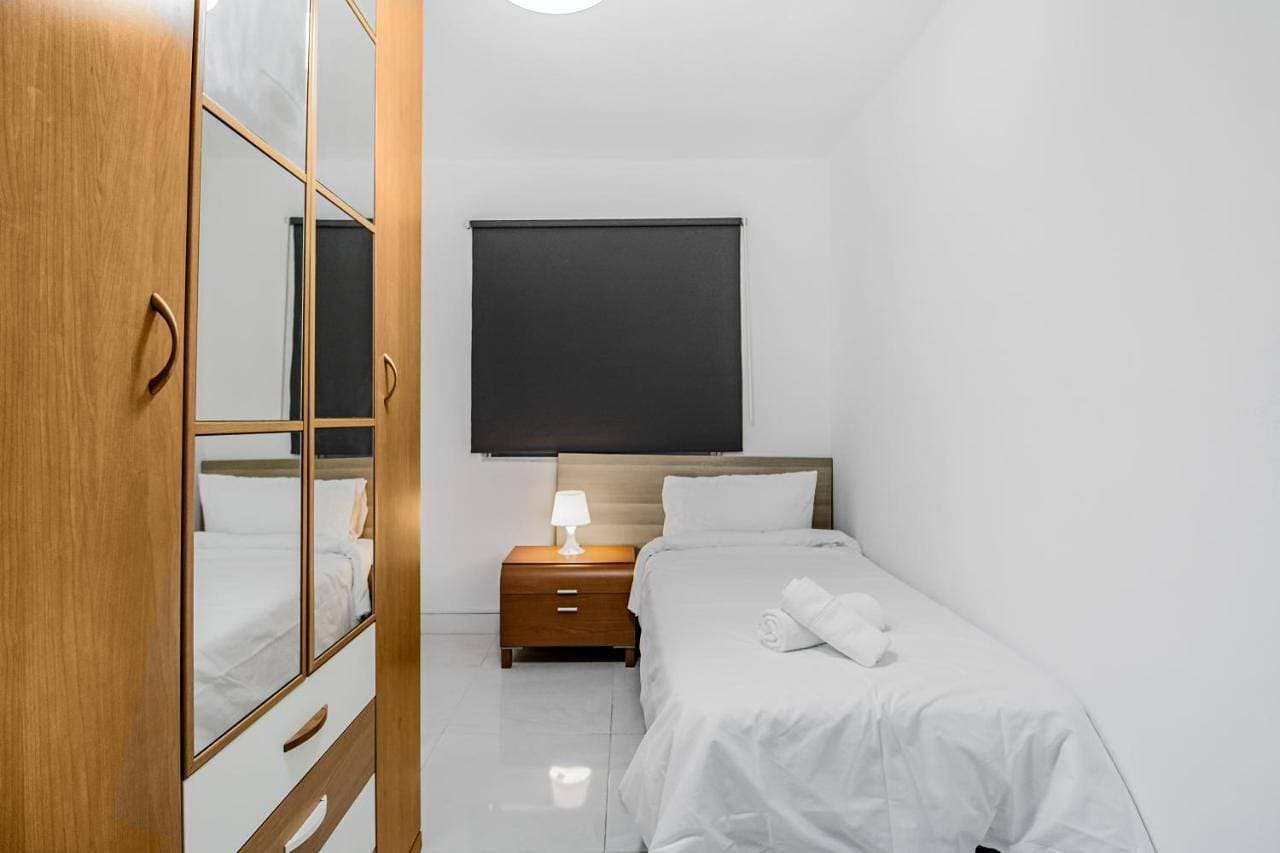 Foto 7 von 16: Double Room with Shared Bathroom
