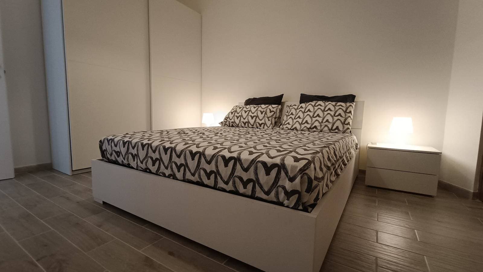 Foto 5 von 27: Ferienwohnung 'Attico' mit Meerblick, Wi-Fi und Klimaanlage