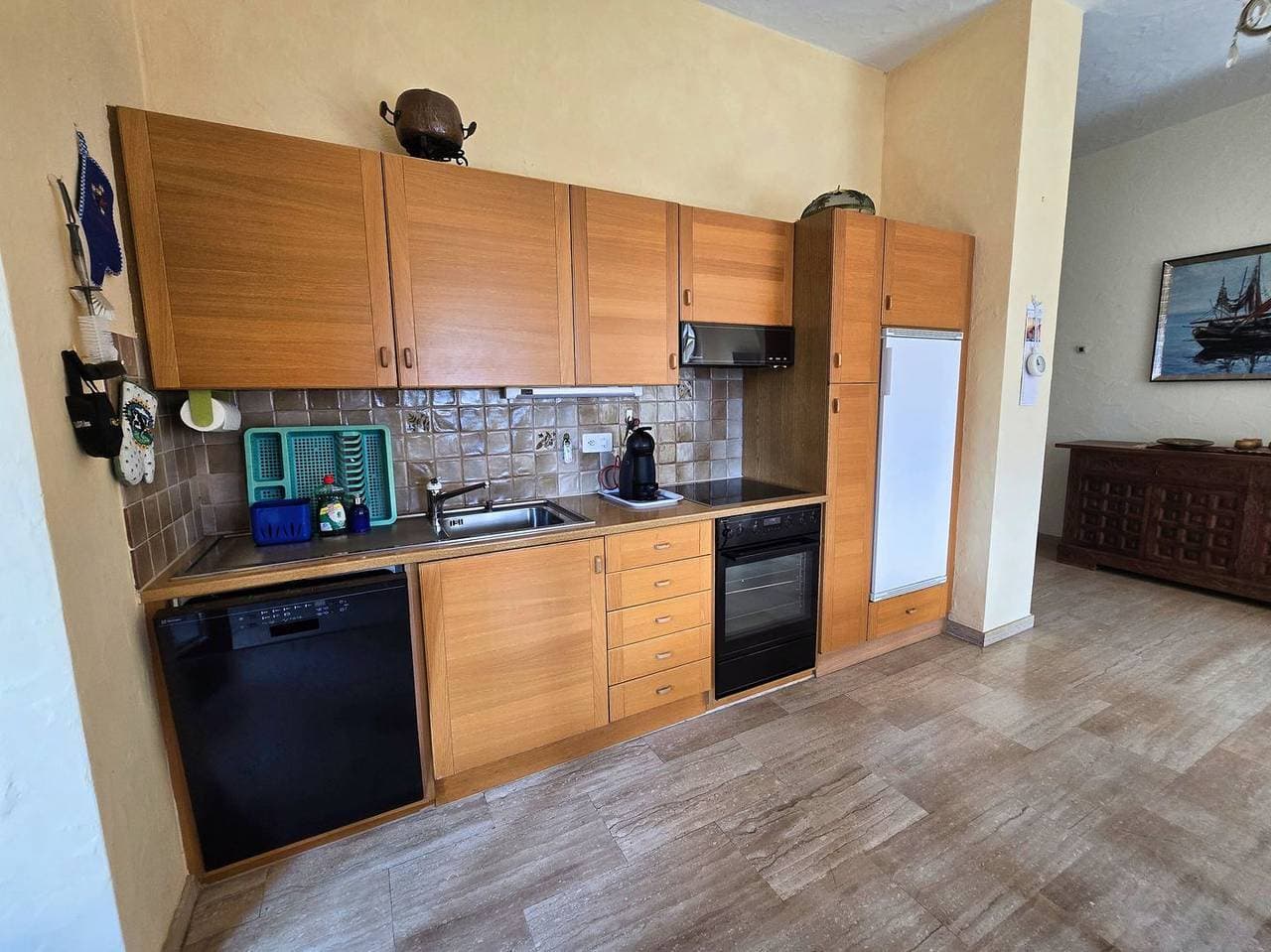 Foto 5 von 15: Parterrewohnung mit eigenem Garten in kleiner Residenz oberhalb Locarno.