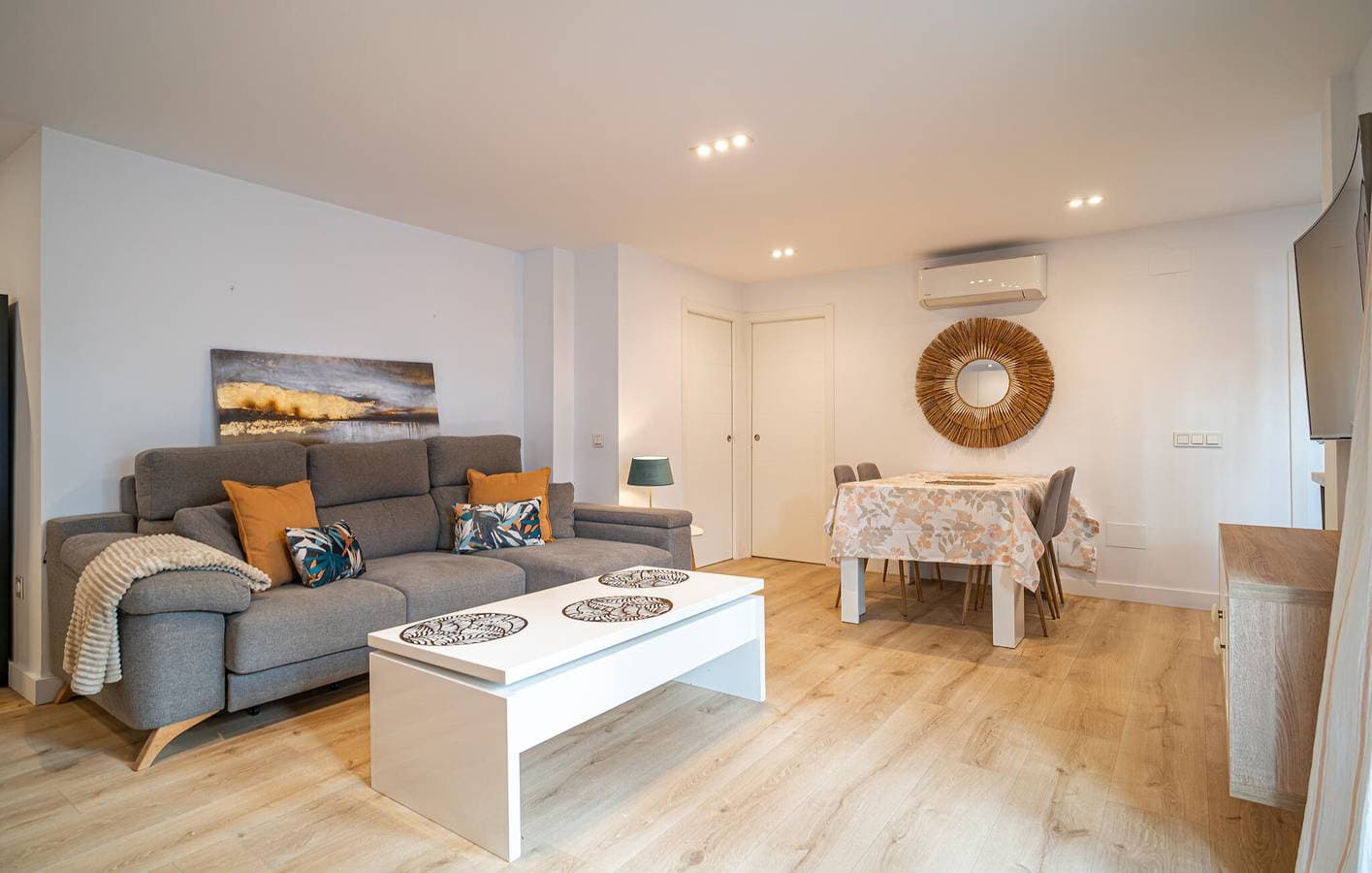 Foto 5 von 20: Gemütliche Wohnung mit Terrasse in der Nähe von Playamar Beach