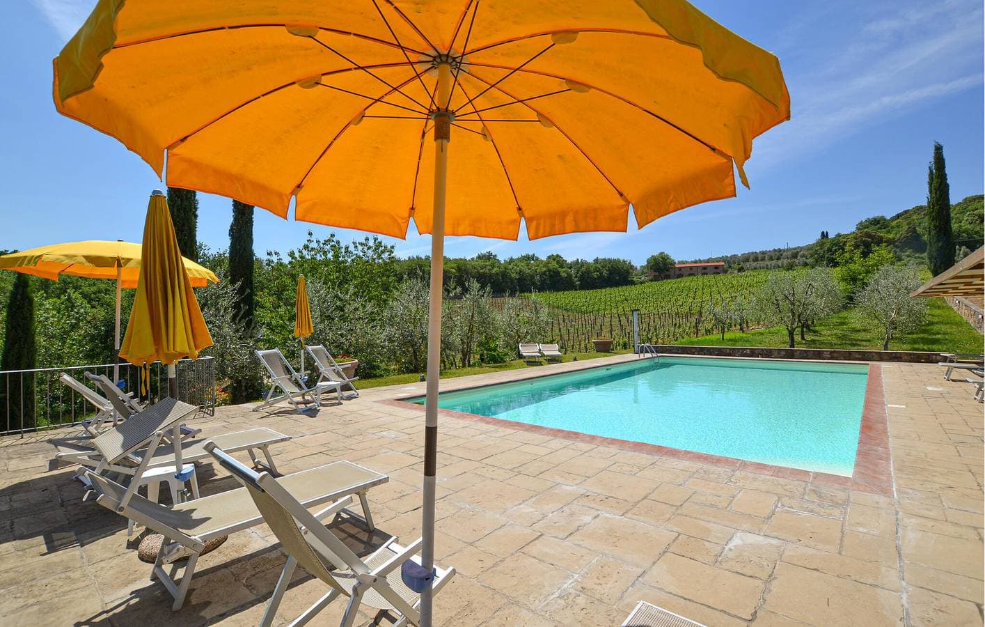 Foto 5 von 24: Gemütliche Ferienwohnung mit Pool, Garten und WLAN im Chianti, 1,5 km vom Torrente Ambra entfernt