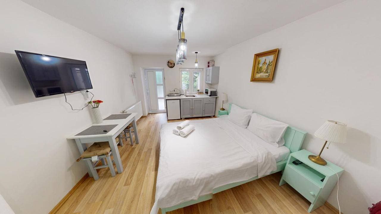 Foto 4 von 16: One-Bedroom Apartment