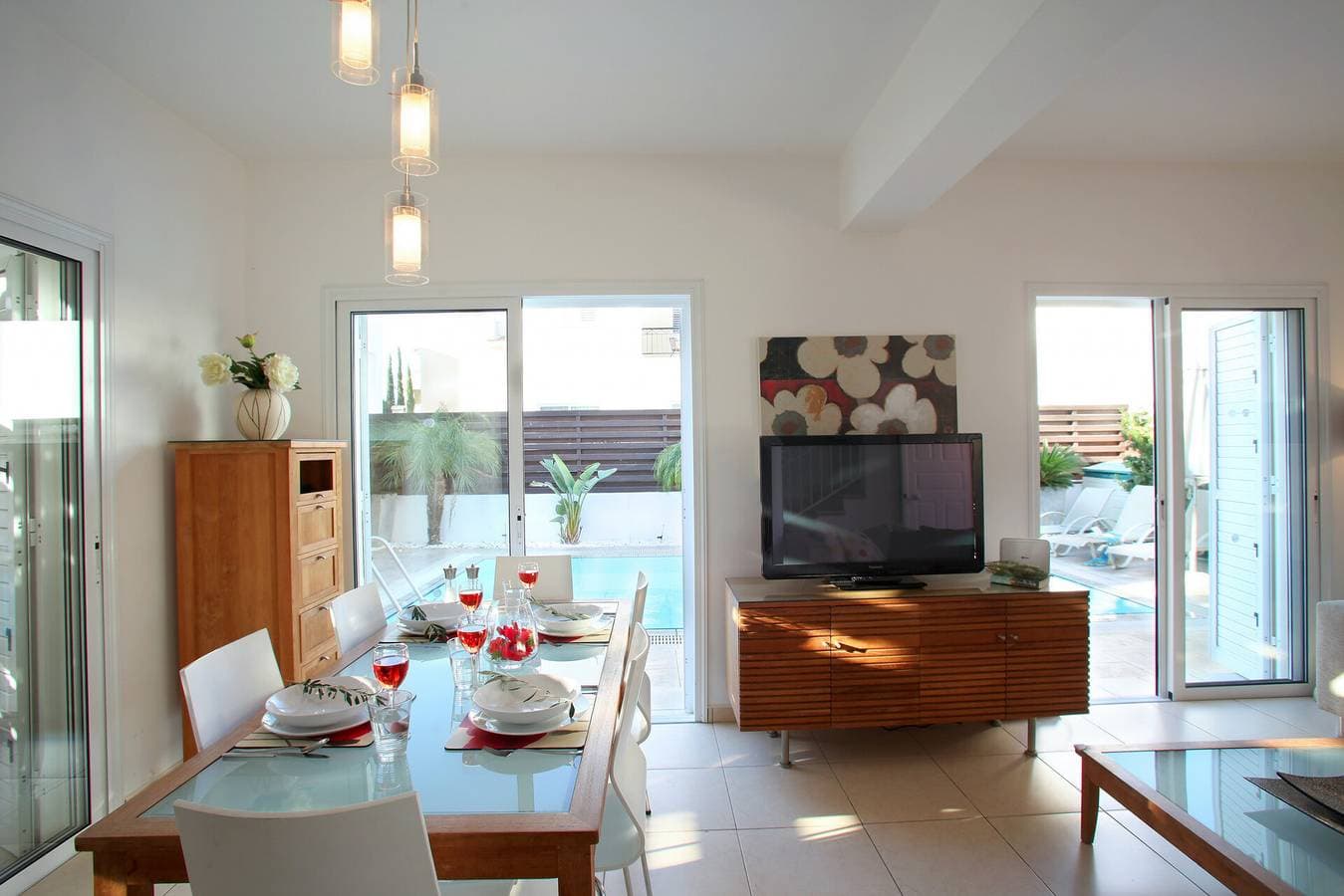 Foto 4 von 15: Villa für 4 Personen mit Balkon/Terrasse