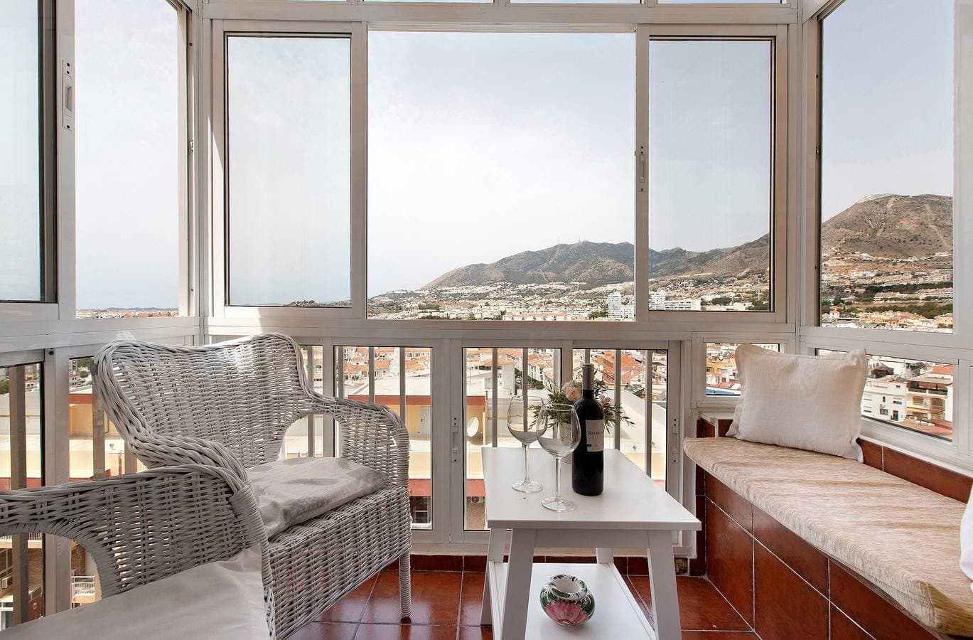 Foto 3 von 28: Ferienwohnung 'Apartamento Agata 2024' mit Bergblick, WLAN und Klimaanlage