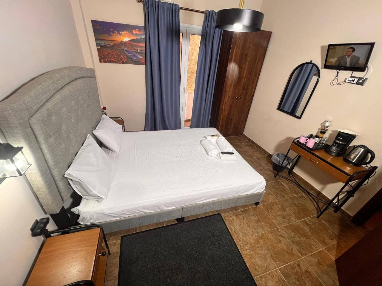 Foto 8 von 8: Budget Double Room