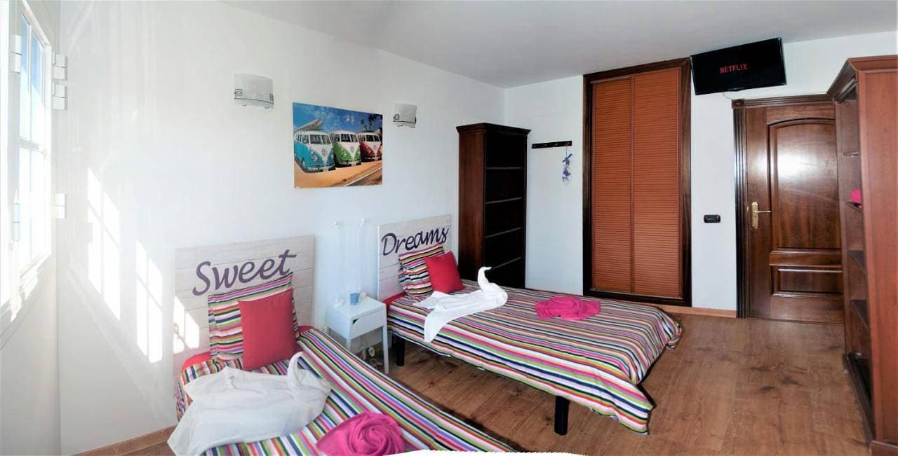 Foto 9 von 16: Double Room with Pool View