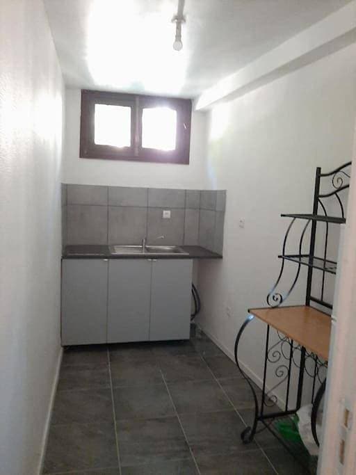 Foto 2 von 6: One-Bedroom Apartment