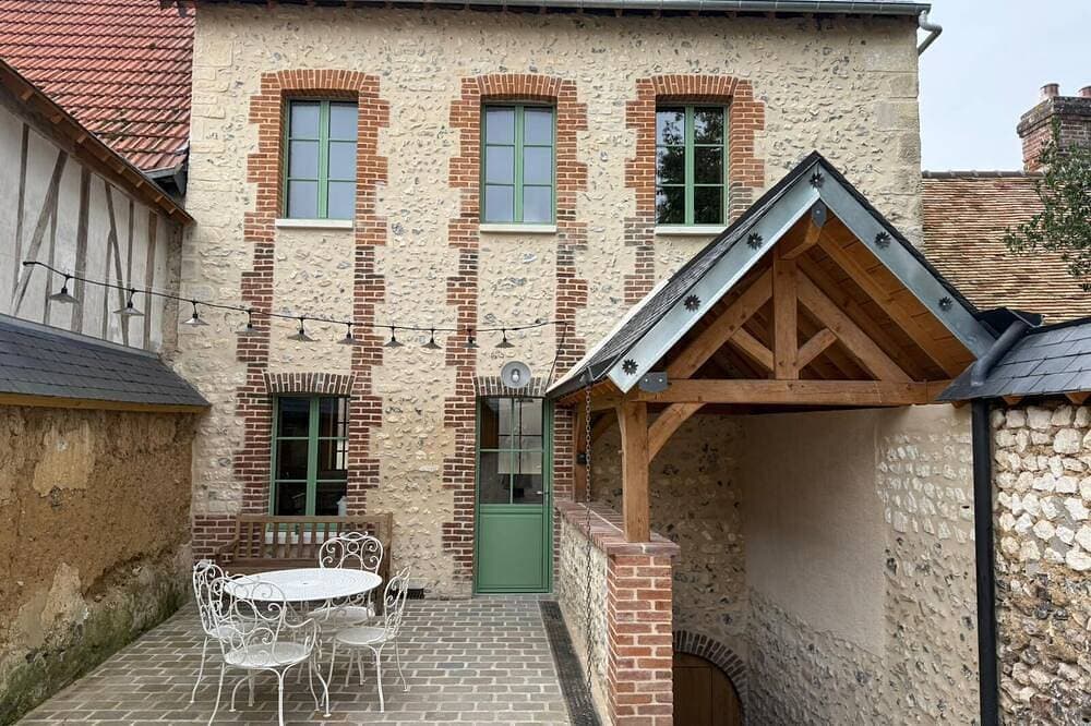 Le Gîte du Bonheur - Norman family home 1