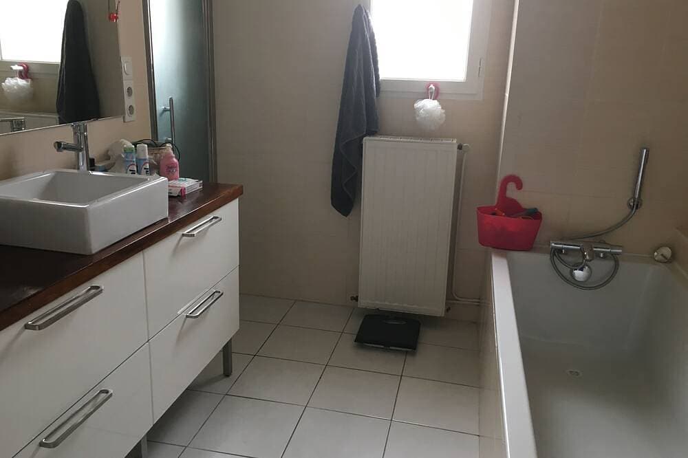 Foto 6 von 30: Große moderne Villa 200m2 12 Personen Swimmingpool zwischen Bordeaux, Ozean und Médoc