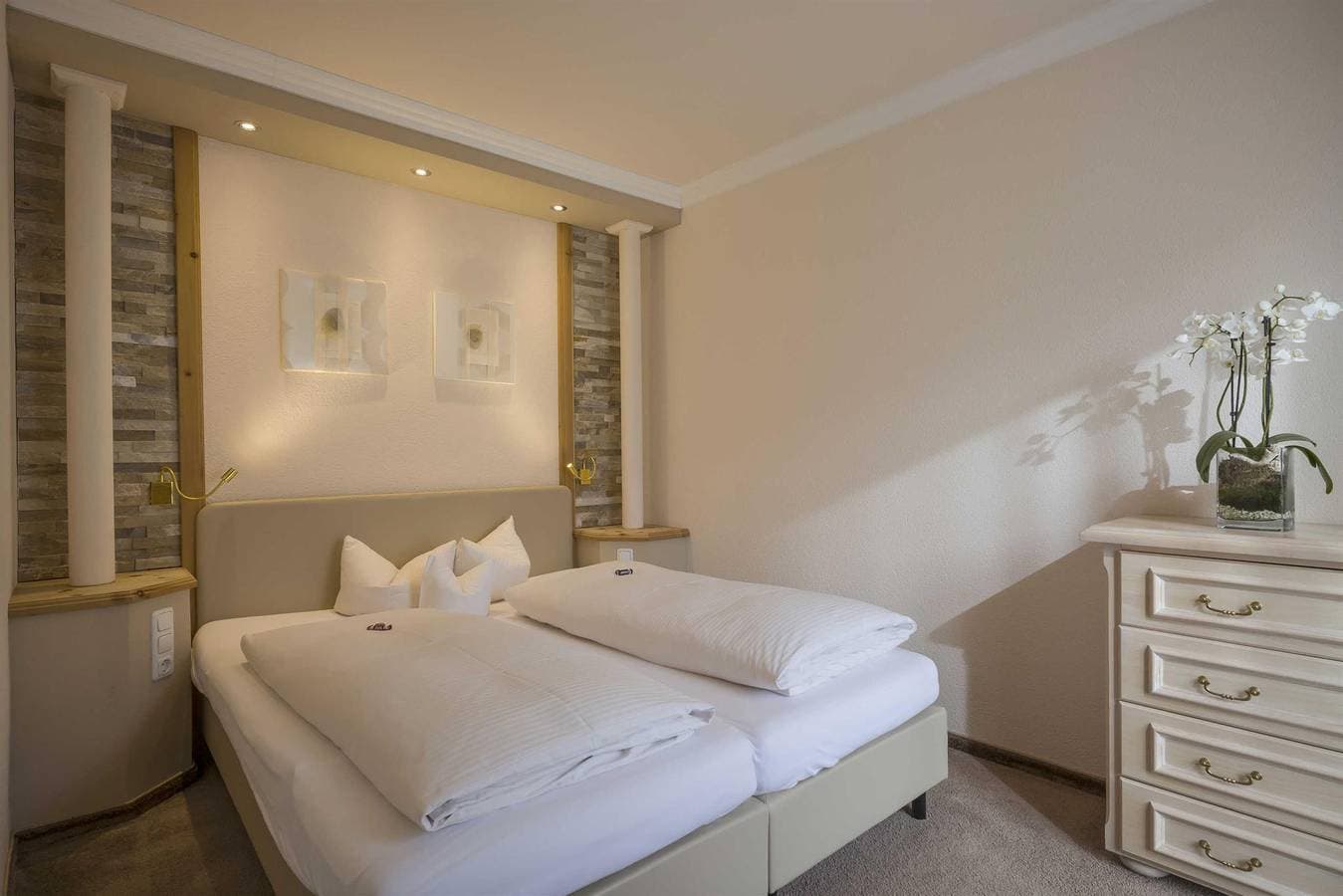 Foto 5 von 20: Doppelzimmer mit Dusche, Wc und Balkon