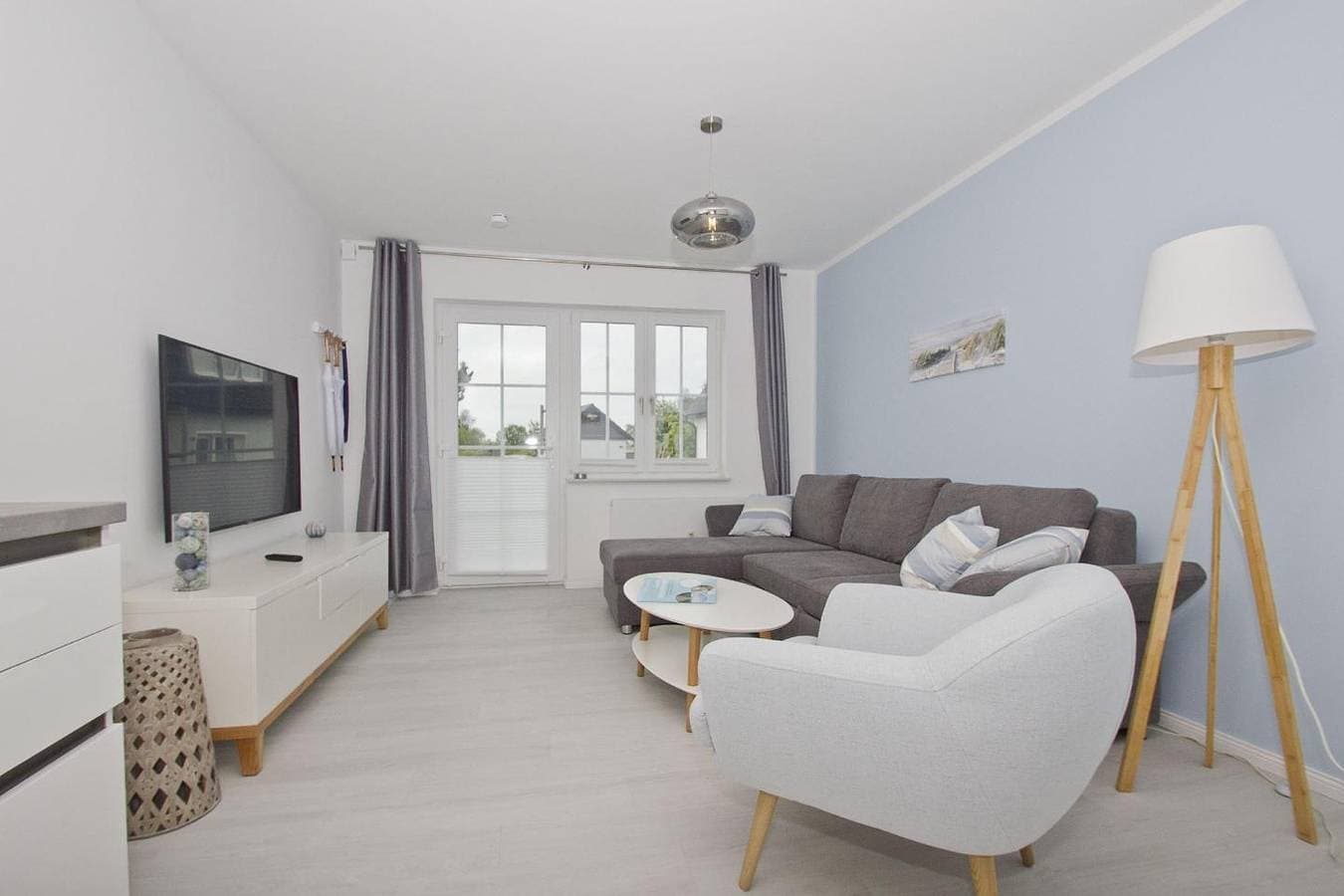 Foto 5 von 20: Moderne Ferienwohnung mit eigener Terrasse - Haus Inselwind FeWo MEERsand