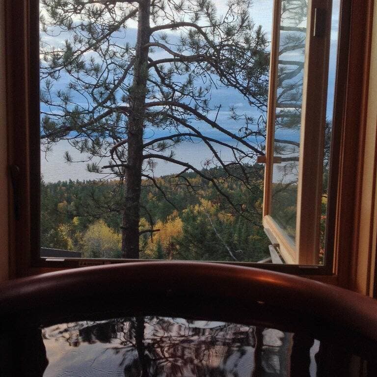 Tettegouche Cedar Log Cabin Unglaubliche Aussicht auf den Oberen See 1