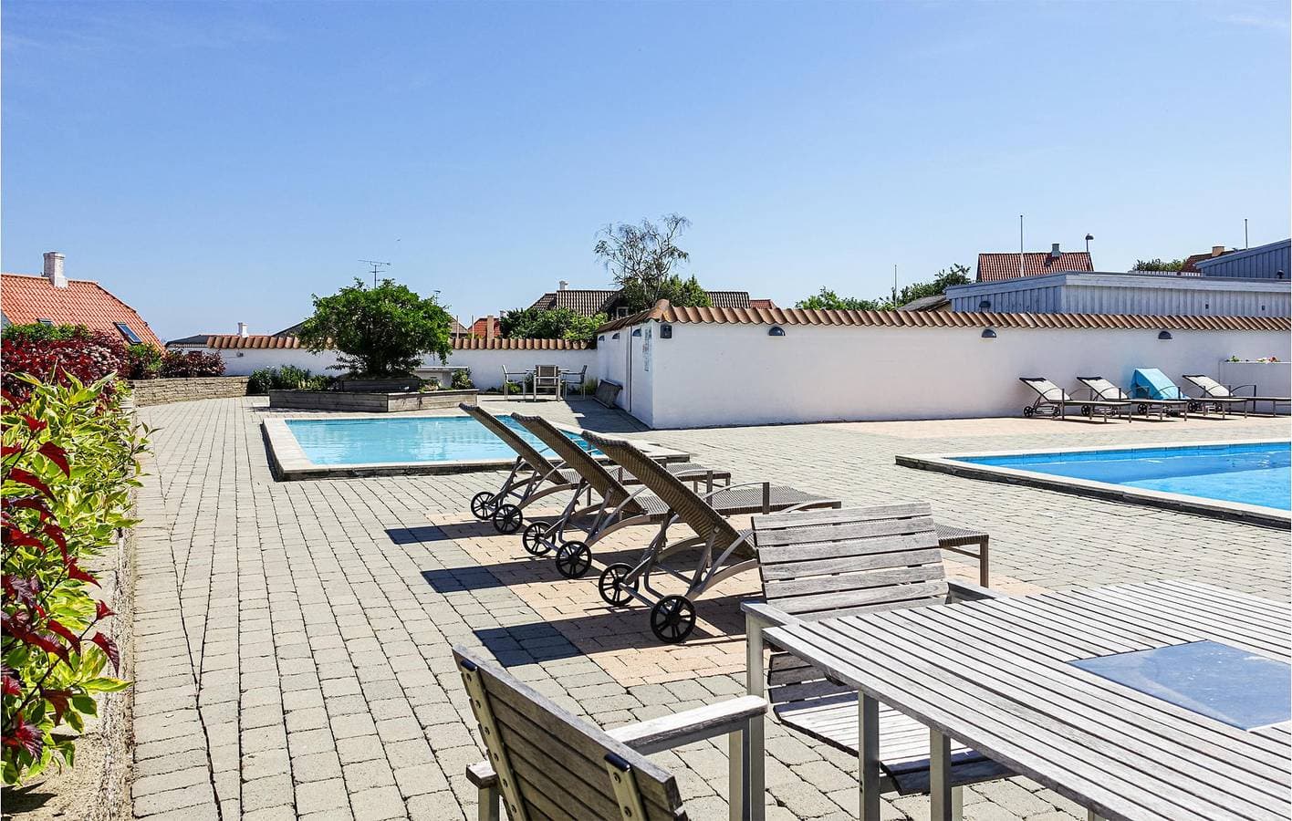 Foto 6 von 17: Ferienwohnung für 4 Personen mit Pool