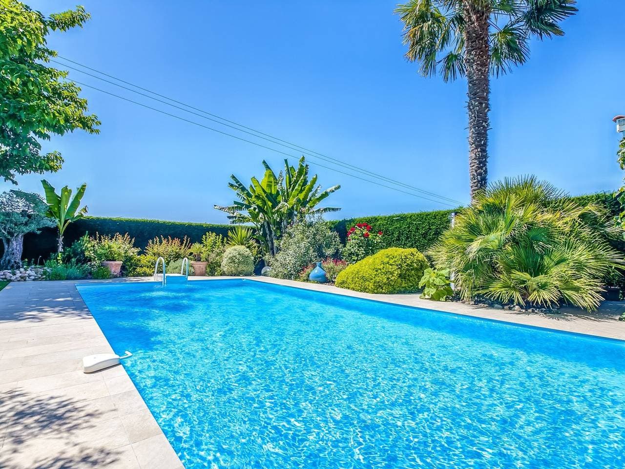 Ferienhaus in Barry-d'Islemade mit Pool 1
