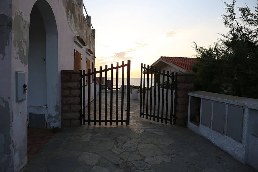 Foto 5 von 30: Haus mit großer Terrasse mit Meerblick