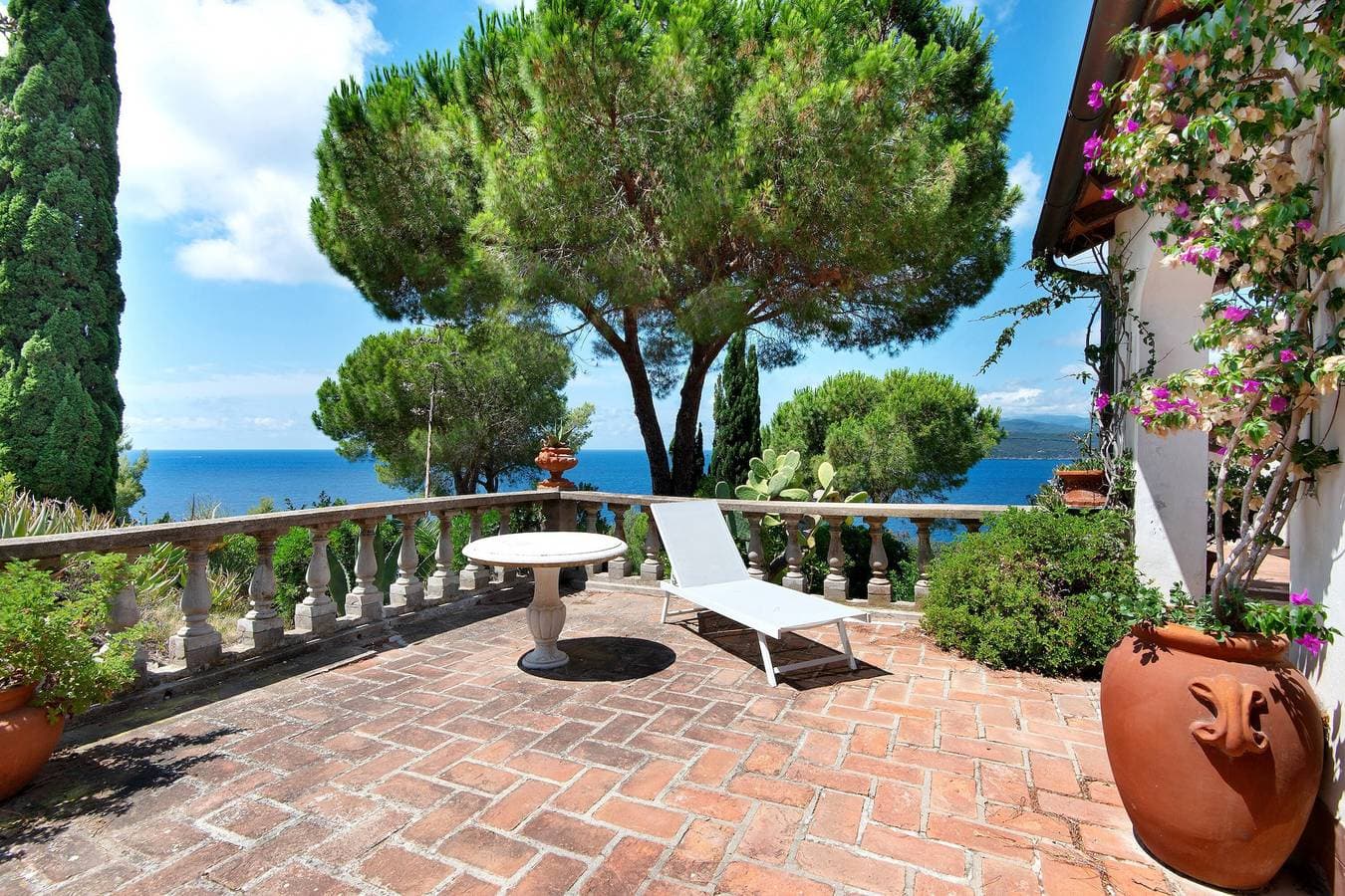 Foto 3 von 40: Villa 'Le Ginestre Di Mare' mit Meerblick, privater Terrasse und privatem Garten