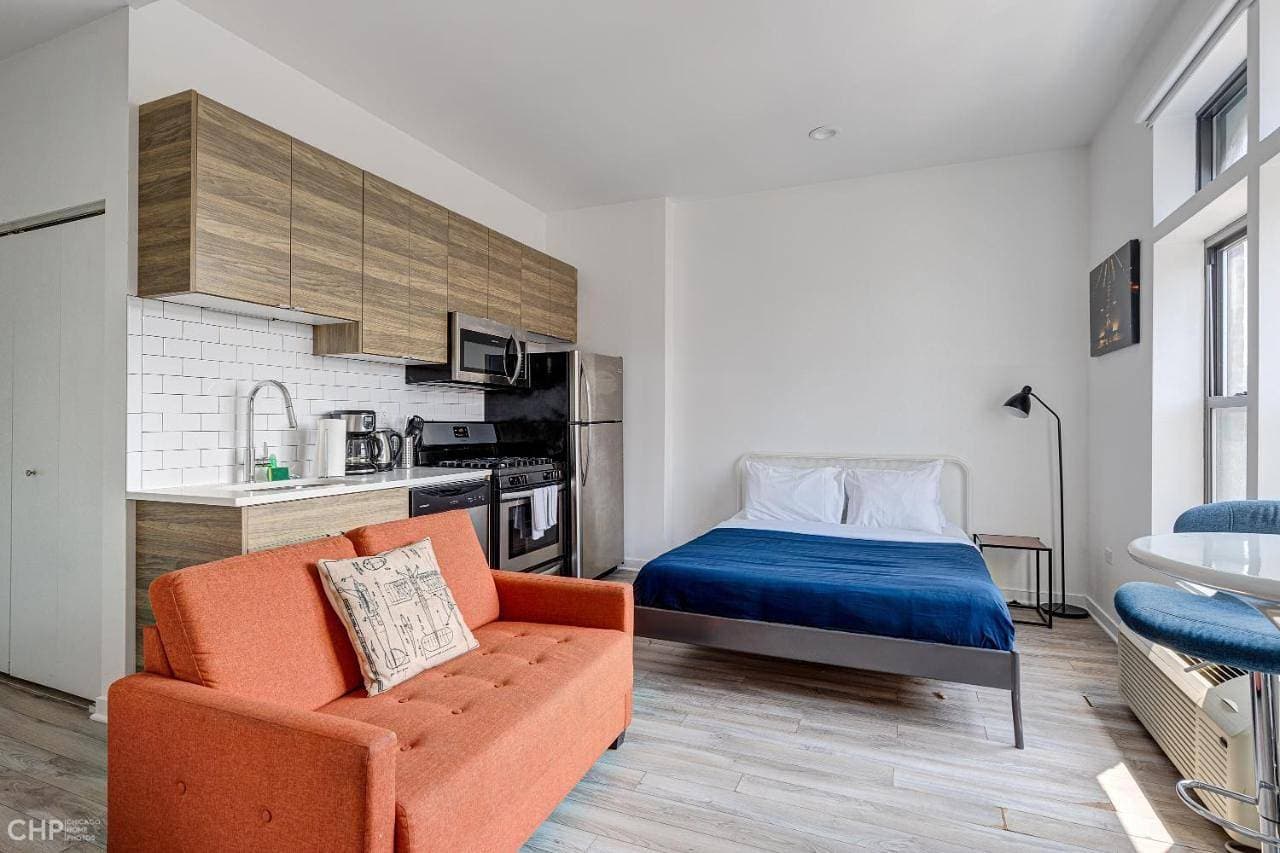 River West, Third Floor Chicago by 747 Lofts 1
