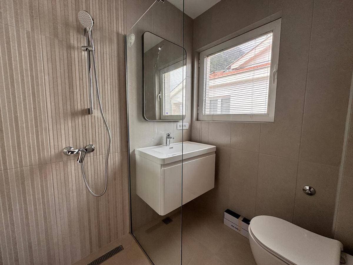 Foto 5 von 30: One-Bedroom Apartment