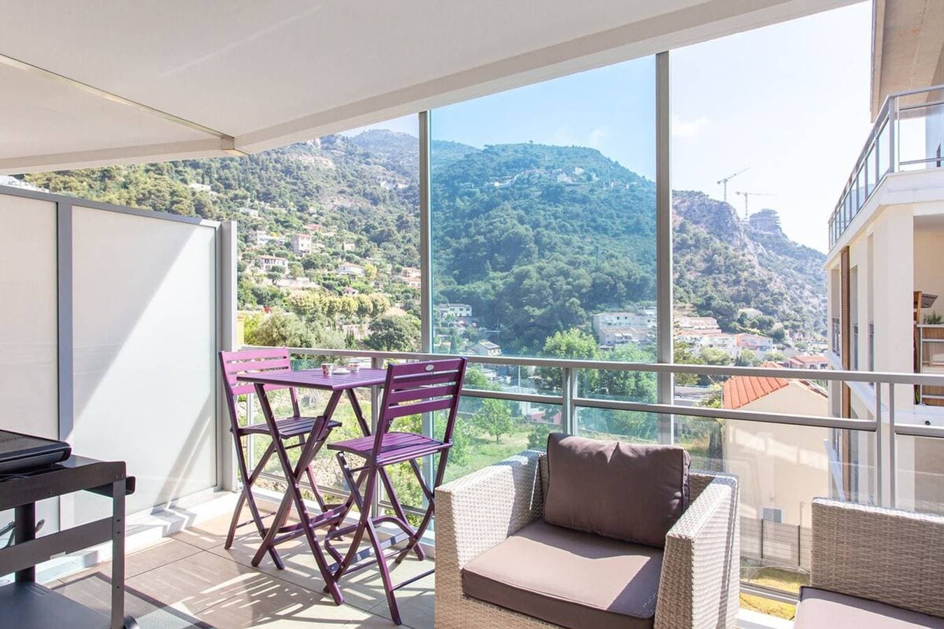 Foto 3 von 8: Studio cosy et moderne à 5 min de Monaco