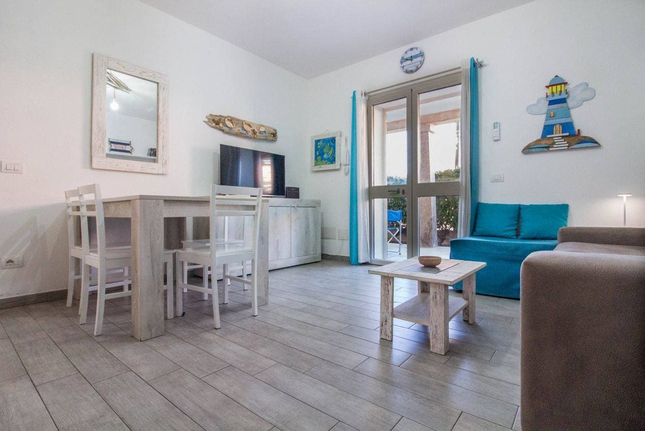 Foto 3 von 33: Ferienwohnung für 2 Personen mit Pool