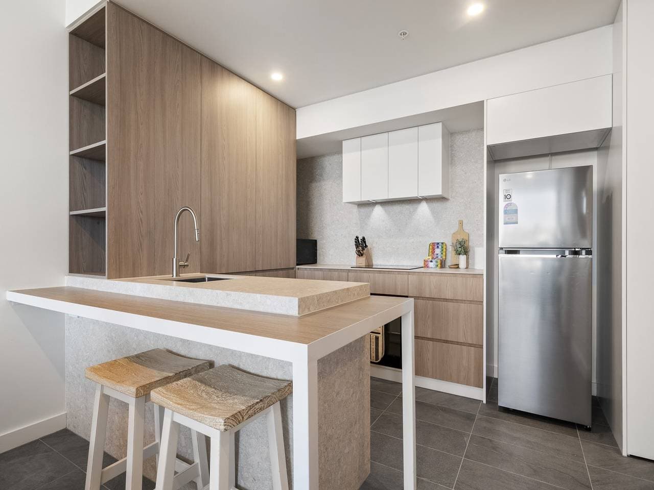 Foto 4 von 34: Modernes 1-Bett-Apartment mit Aussicht in Fremantle