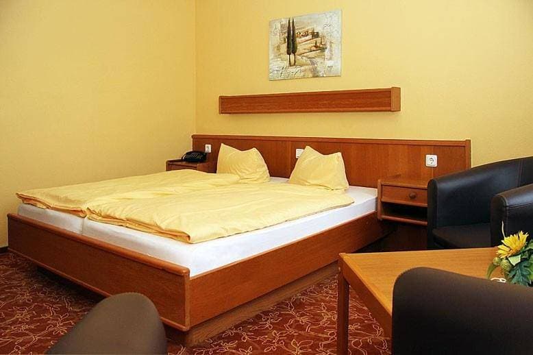 Foto 7 von 8: Standard Double or Twin Room