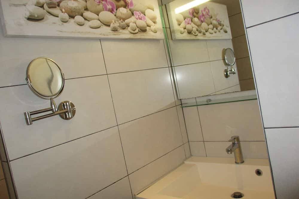 Foto 7 von 30: Renovierte Wohnung 3P Rdj in Wohnanlage mit Pool-Beach Walk-Free Wifi