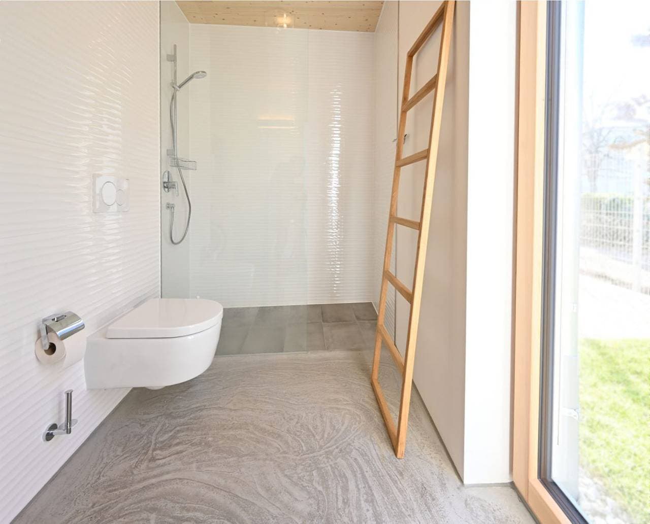 Foto 11 von 33: Ferienwohnung Halbinsel52 I Garten – Ihre Wohlfühloase in Wasserburg am Bodensee