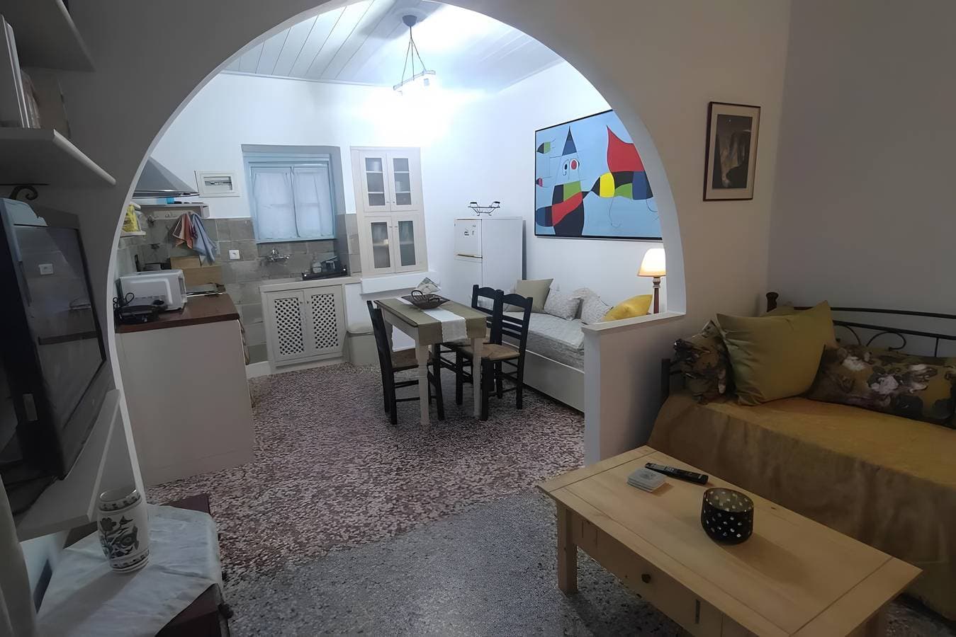 Foto 8 von 22: Chrisi's und Jasmin's Haus – Traditionelles Steinhaus auf Patmos, zentrumsnah