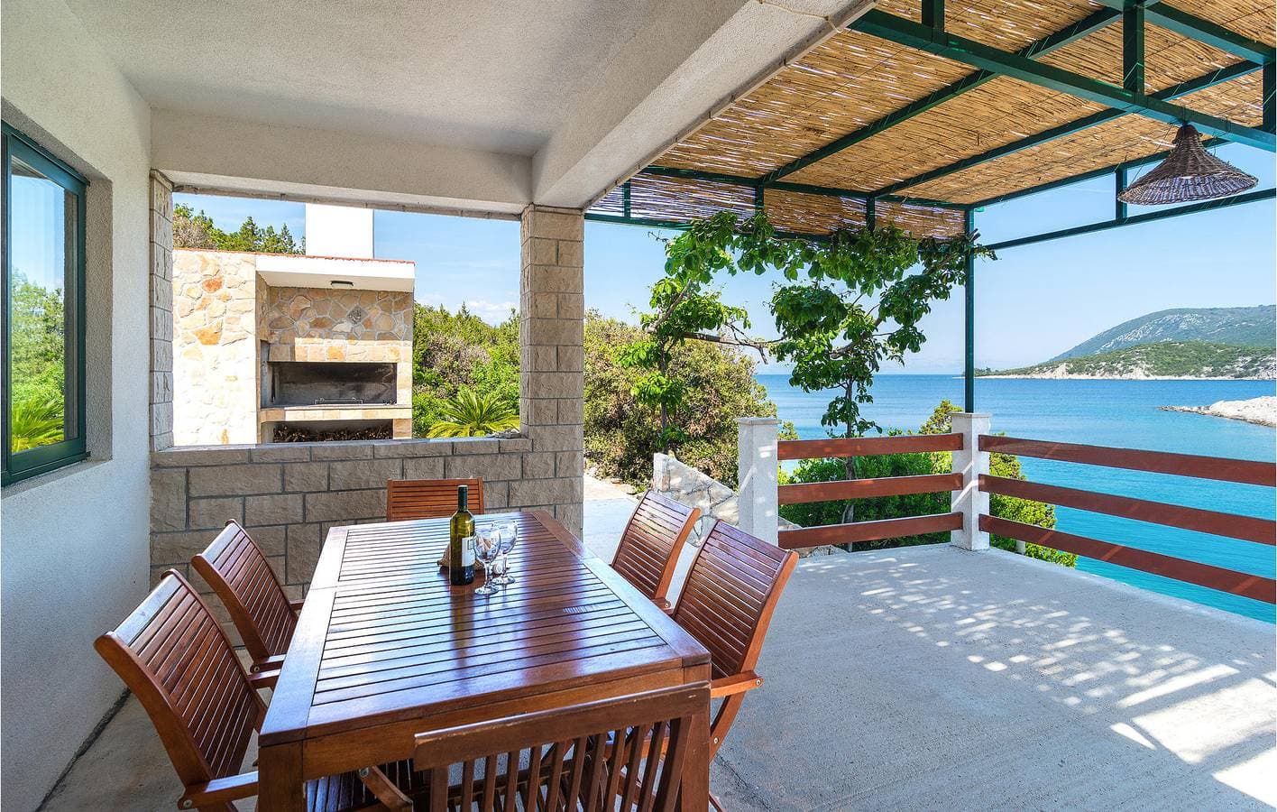 Foto 4 von 33: Gemütliche 76 m² große Wohnung mit Terrasse, 100 m von der Küste entfernt und mit moderner Ausstattung